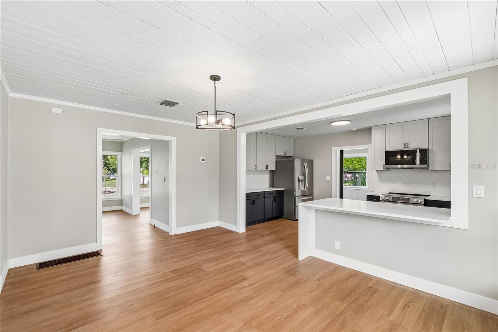 Single Family Residence at 400 PLUMOSA DR, SANFORD, photo 32 of 93
