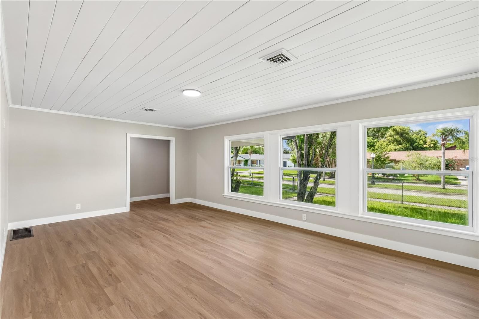 Single Family Residence at 400 PLUMOSA DR, SANFORD, photo 35 of 93