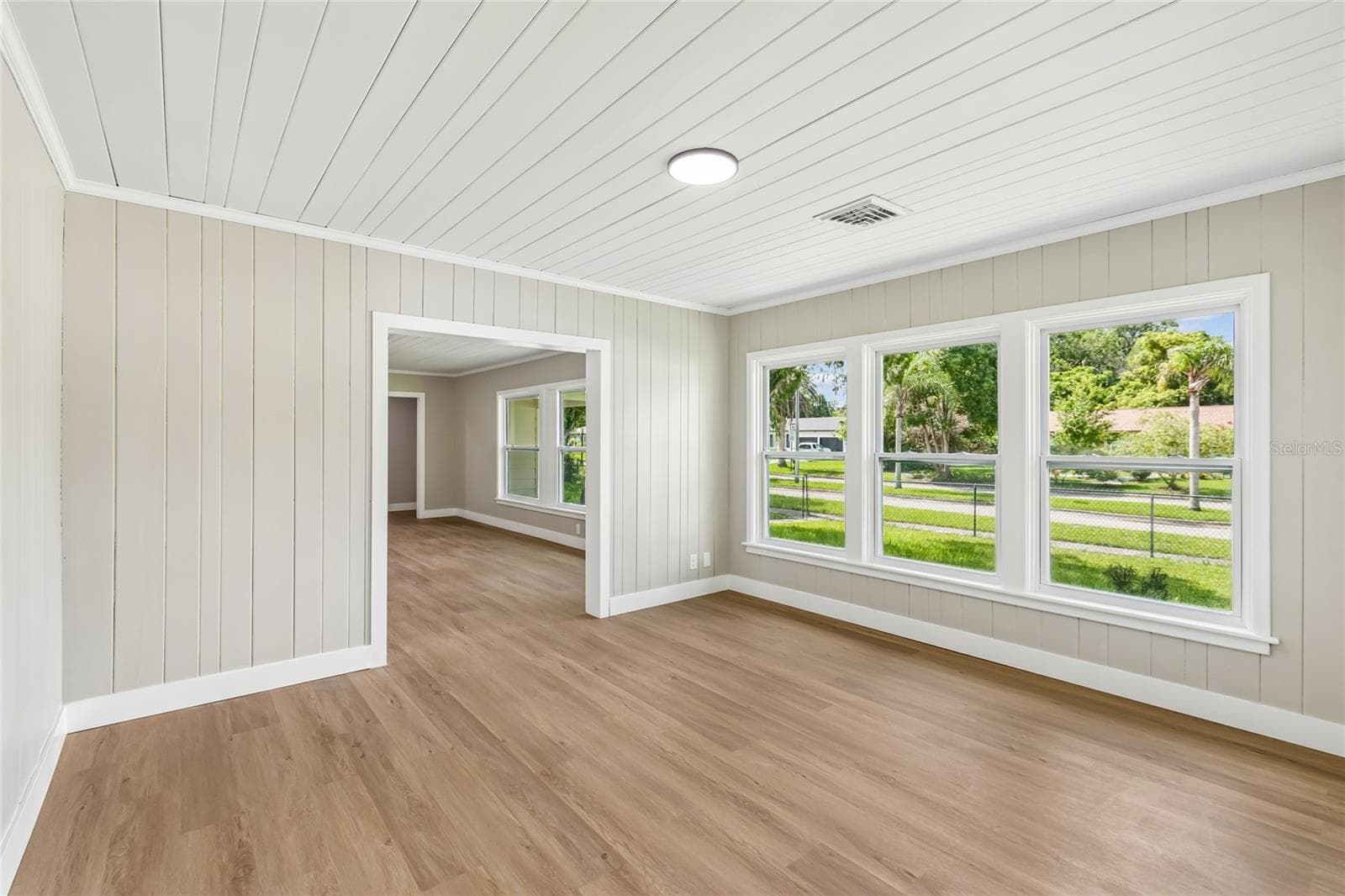 Single Family Residence at 400 PLUMOSA DR, SANFORD, photo 42 of 93