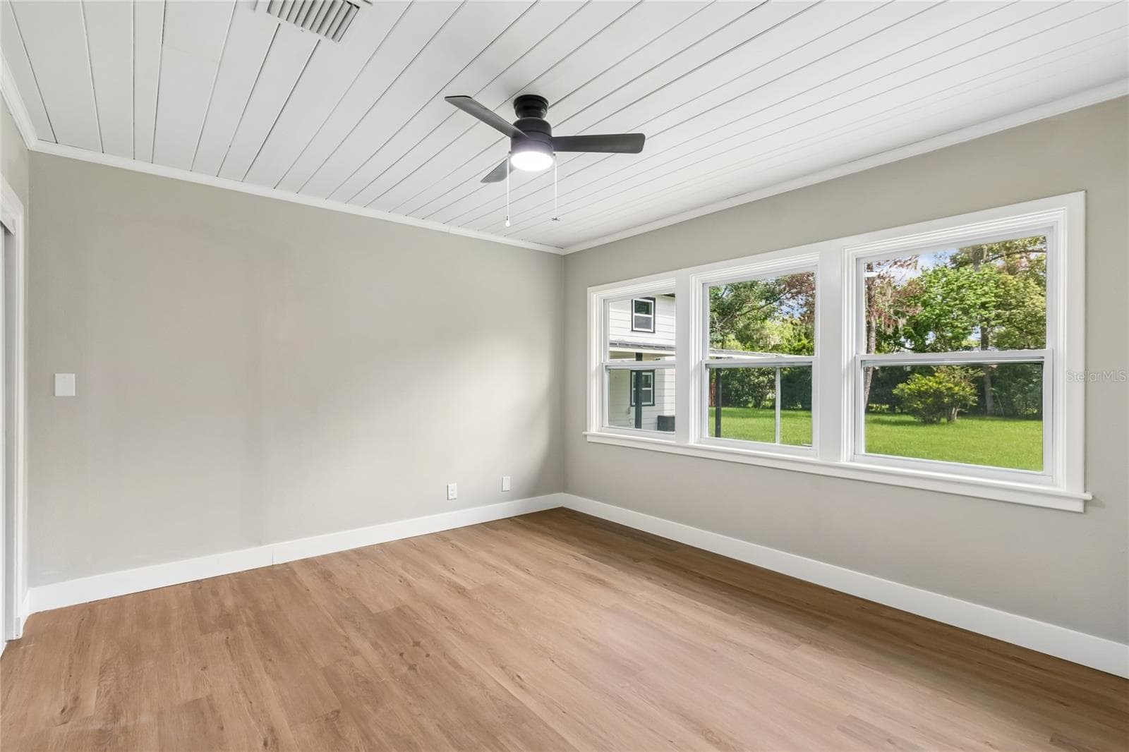 Single Family Residence at 400 PLUMOSA DR, SANFORD, photo 52 of 93