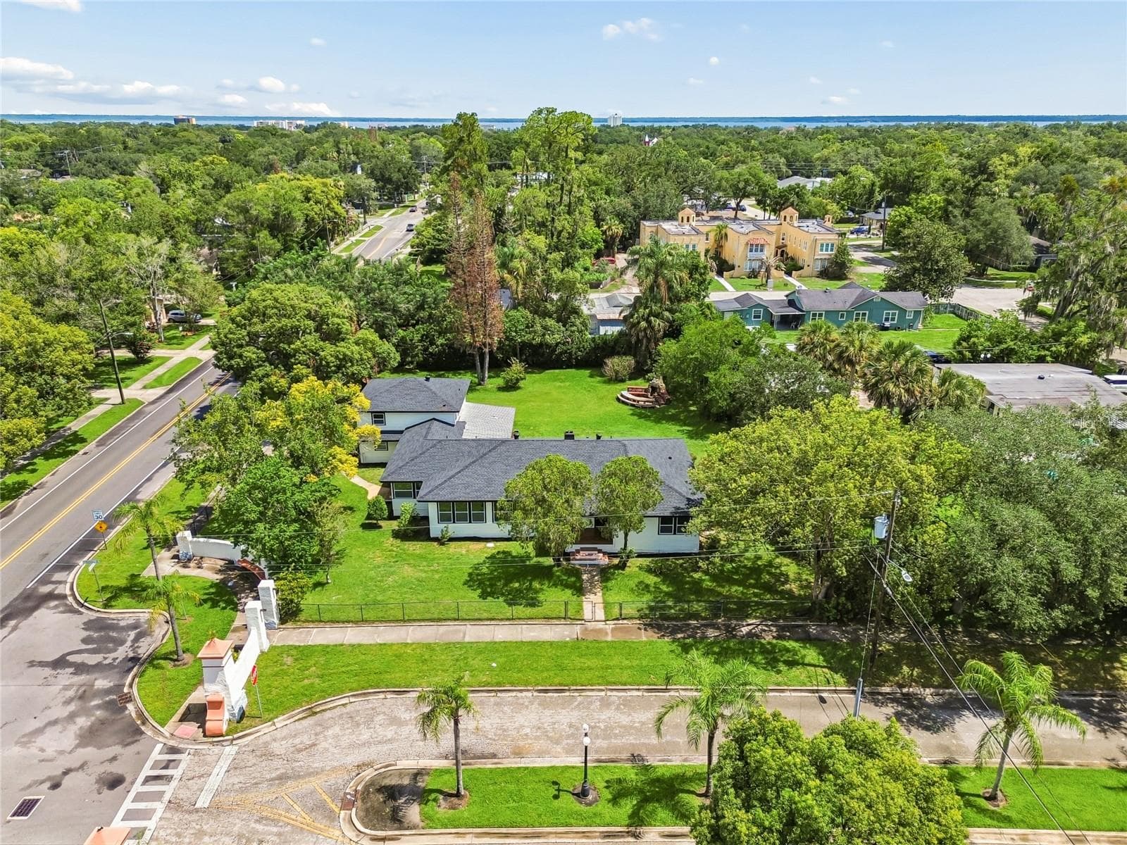 Single Family Residence at 400 PLUMOSA DR, SANFORD, photo 84 of 93