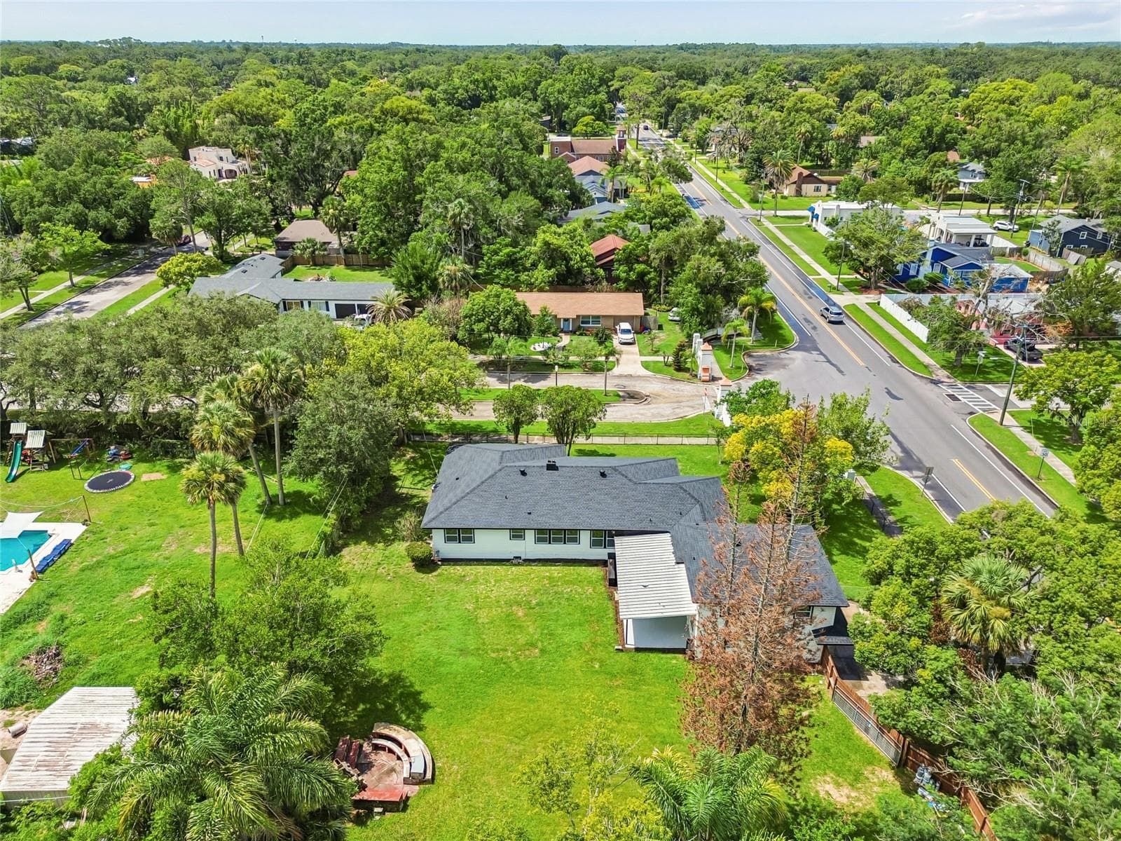 Single Family Residence at 400 PLUMOSA DR, SANFORD, photo 88 of 93