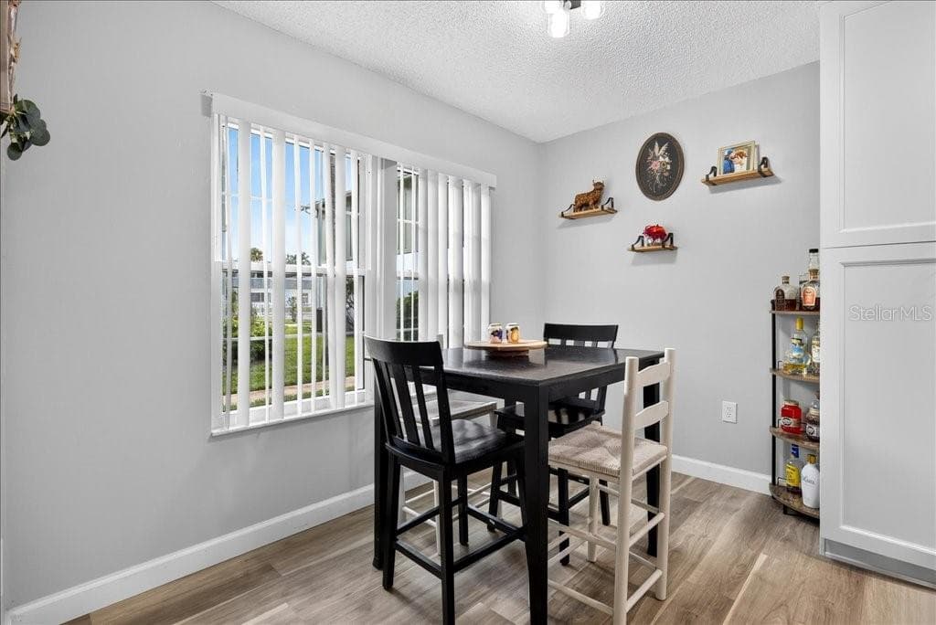 Condominium at 840 CENTER AVE #730, DAYTONA BEACH, photo 5 of 23