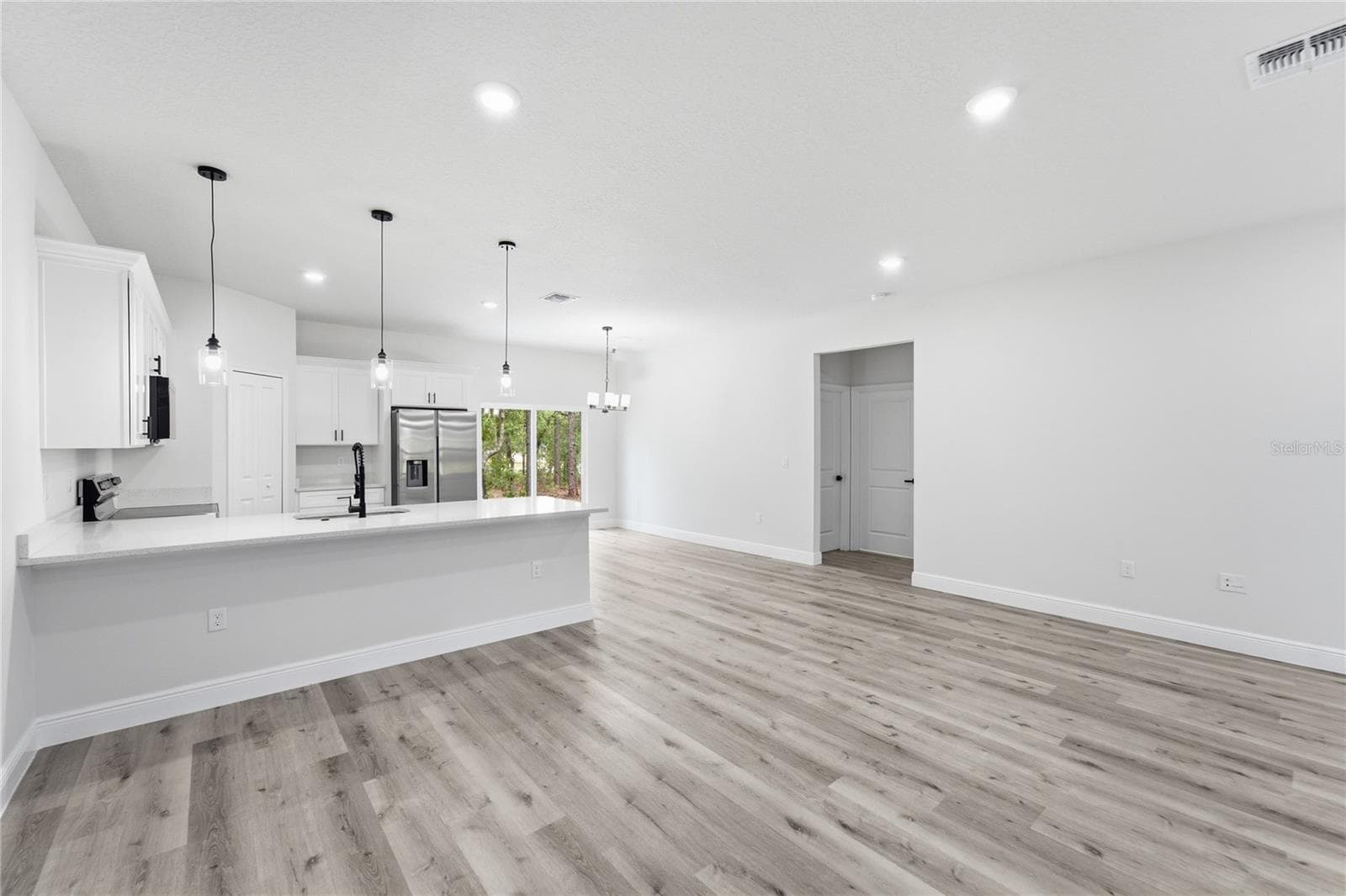 Single Family Residence at 10708 N CALDERA AVE, CITRUS SPRINGS, photo 9 of 31