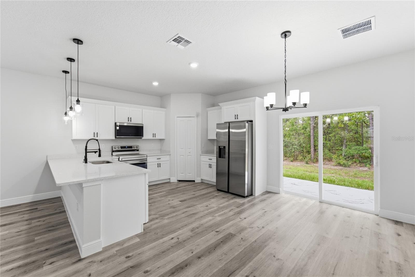 Single Family Residence at 10708 N CALDERA AVE, CITRUS SPRINGS, photo 11 of 31