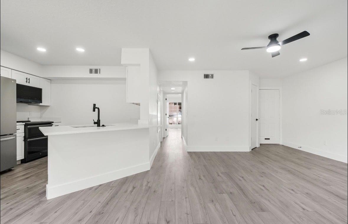 Condominium at 4613 GATE PL #104, ORLANDO, photo 16 of 36