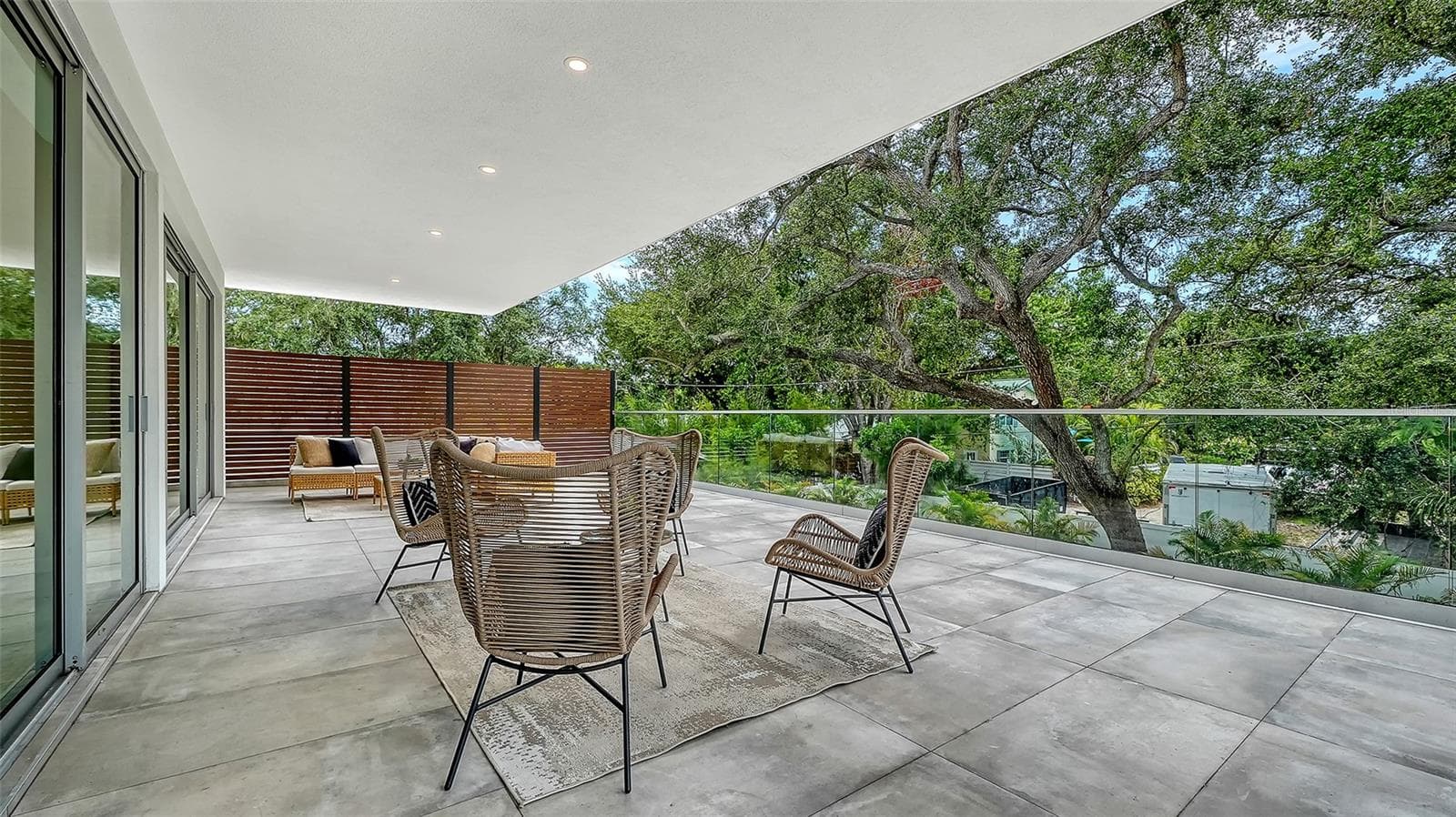 Single Family Residence at 2050 EUCLID TER, SARASOTA, photo 18 of 39