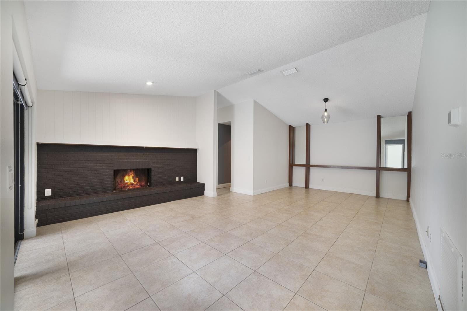 Condominium at 5025 BERMUDA CIR #5025, ORLANDO, photo 4 of 25