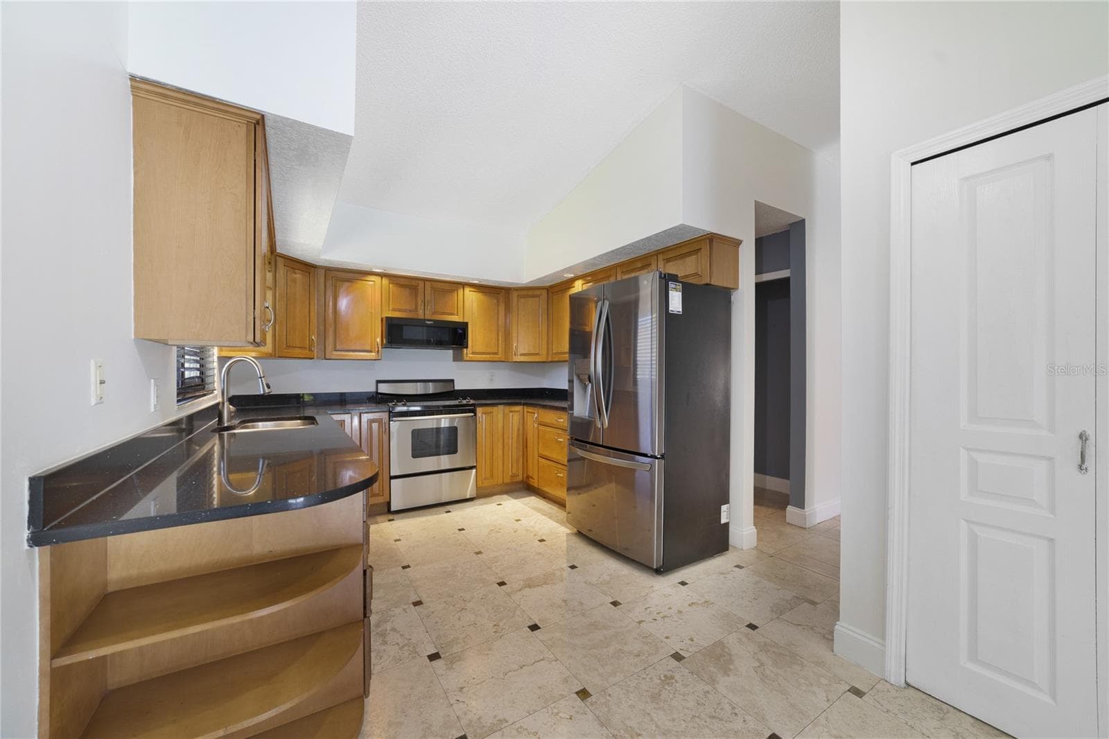Condominium at 5025 BERMUDA CIR #5025, ORLANDO, photo 8 of 25