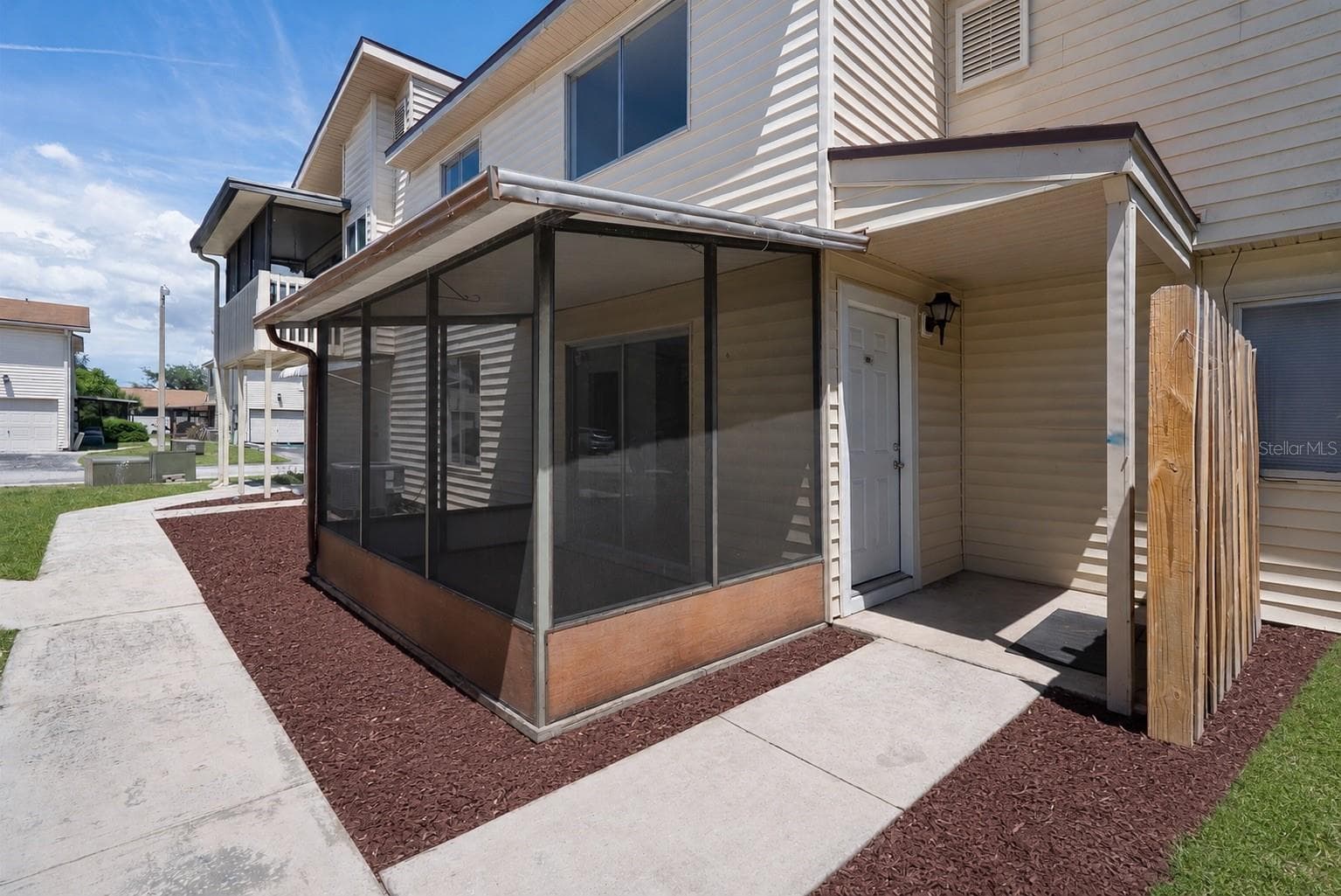 1016 SPRING MEADOW DR #12