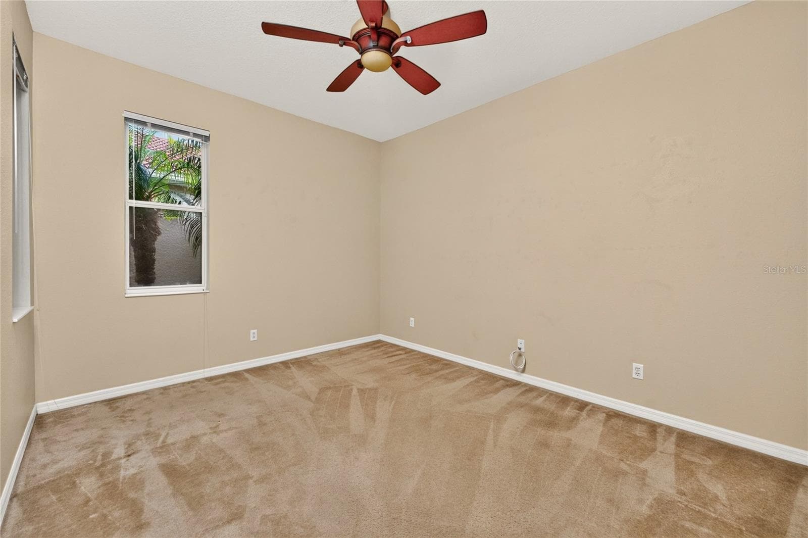 Single Family Residence at 246 MESTRE PL, NORTH VENICE, photo 4 of 64