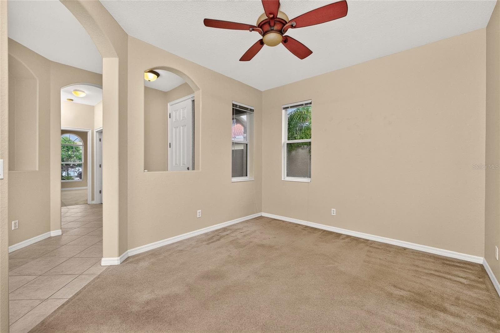 Single Family Residence at 246 MESTRE PL, NORTH VENICE, photo 5 of 64