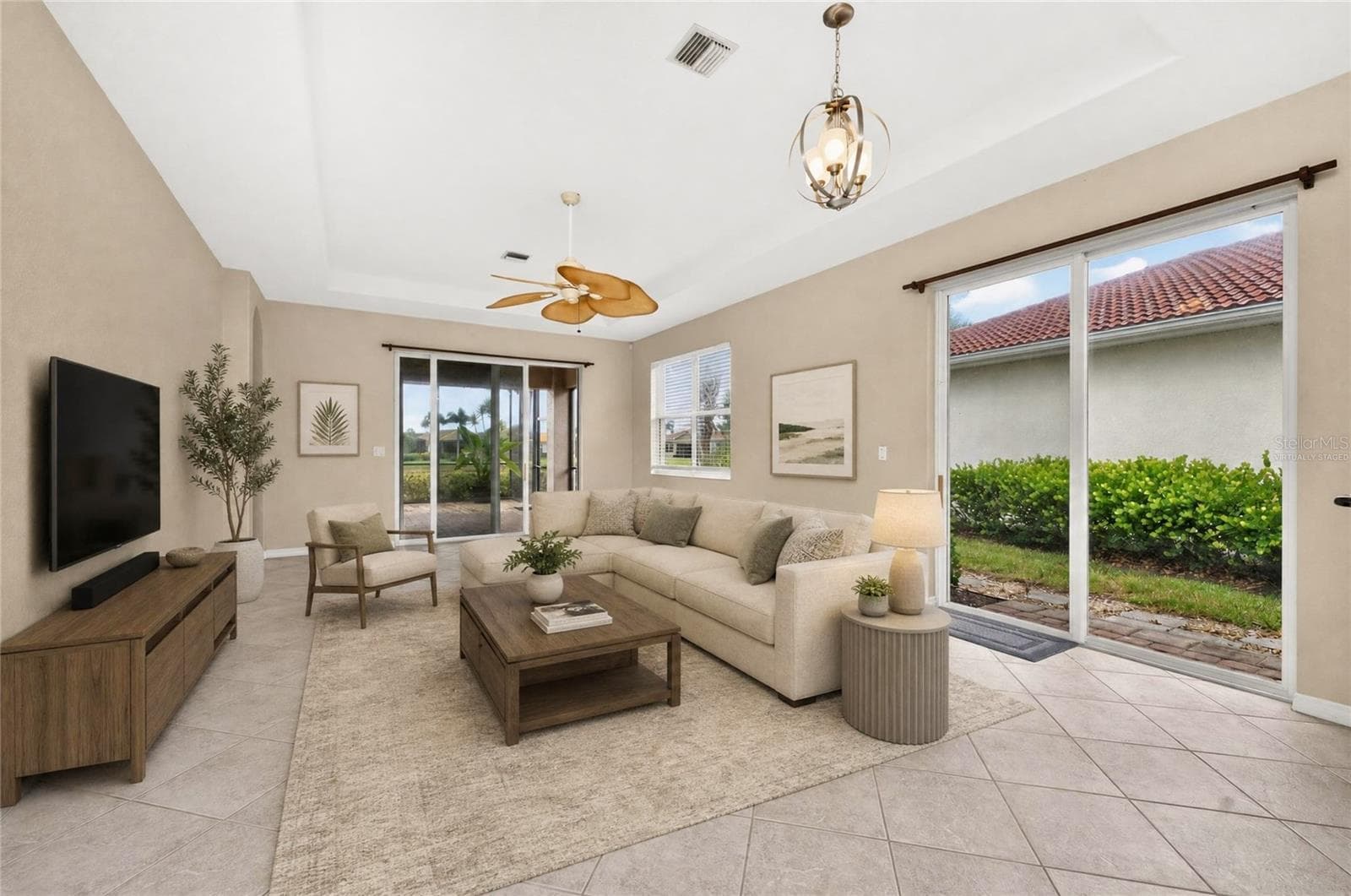 Virtually Staged - 246 MESTRE PL, NORTH VENICE