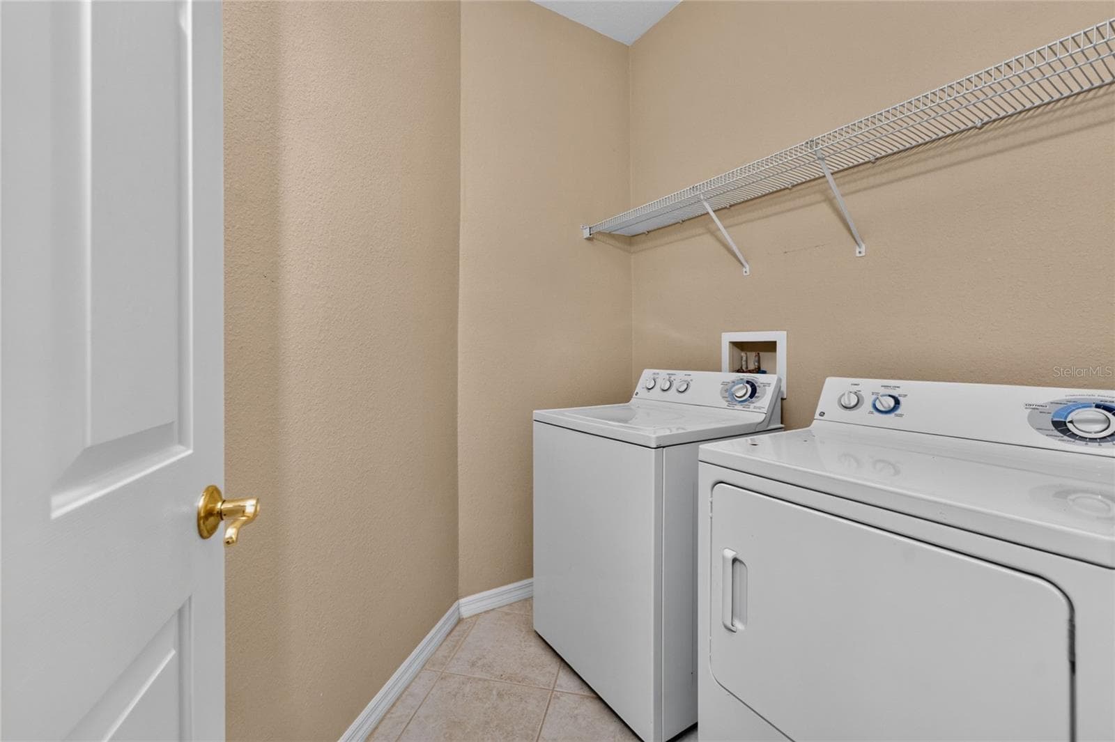 Single Family Residence at 246 MESTRE PL, NORTH VENICE, photo 20 of 64