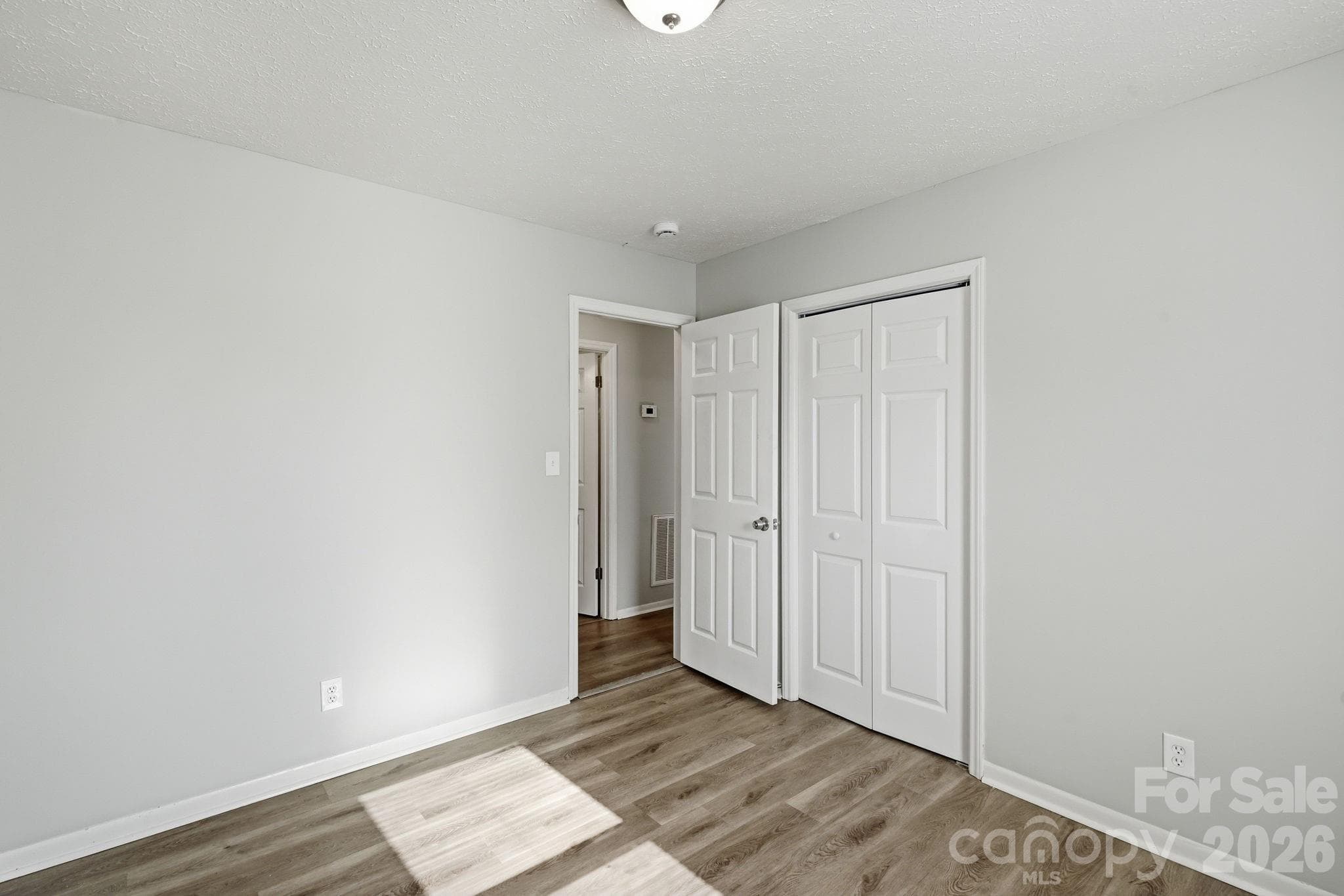 Single Family Residence at 202 Cooke Circle, Kings Mountain, photo 19 of 33