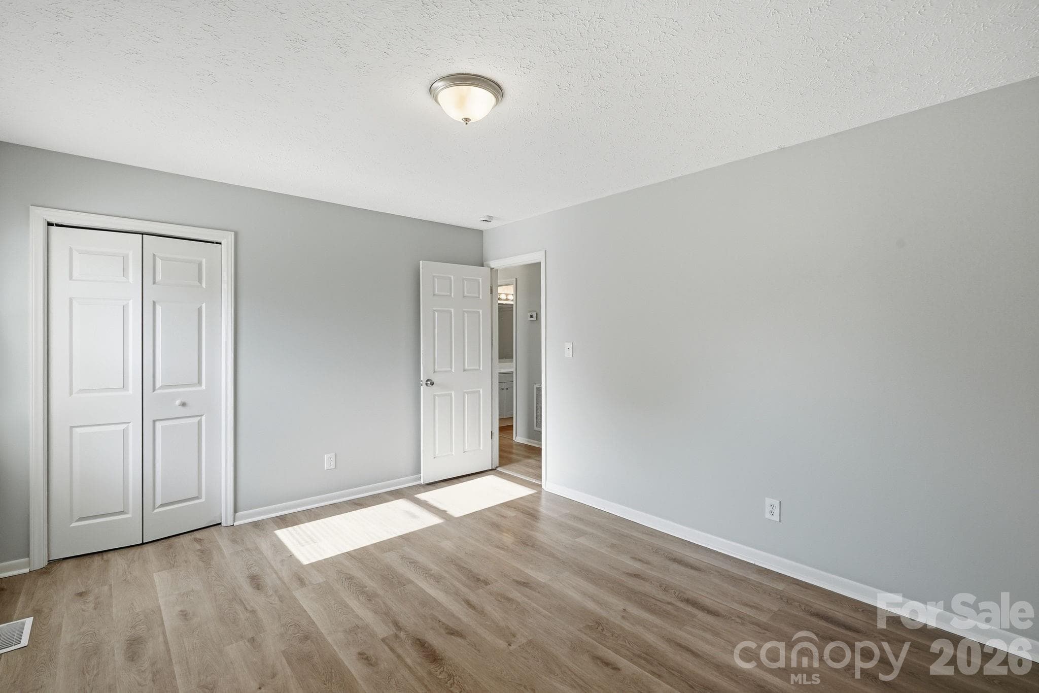 Single Family Residence at 202 Cooke Circle, Kings Mountain, photo 23 of 33