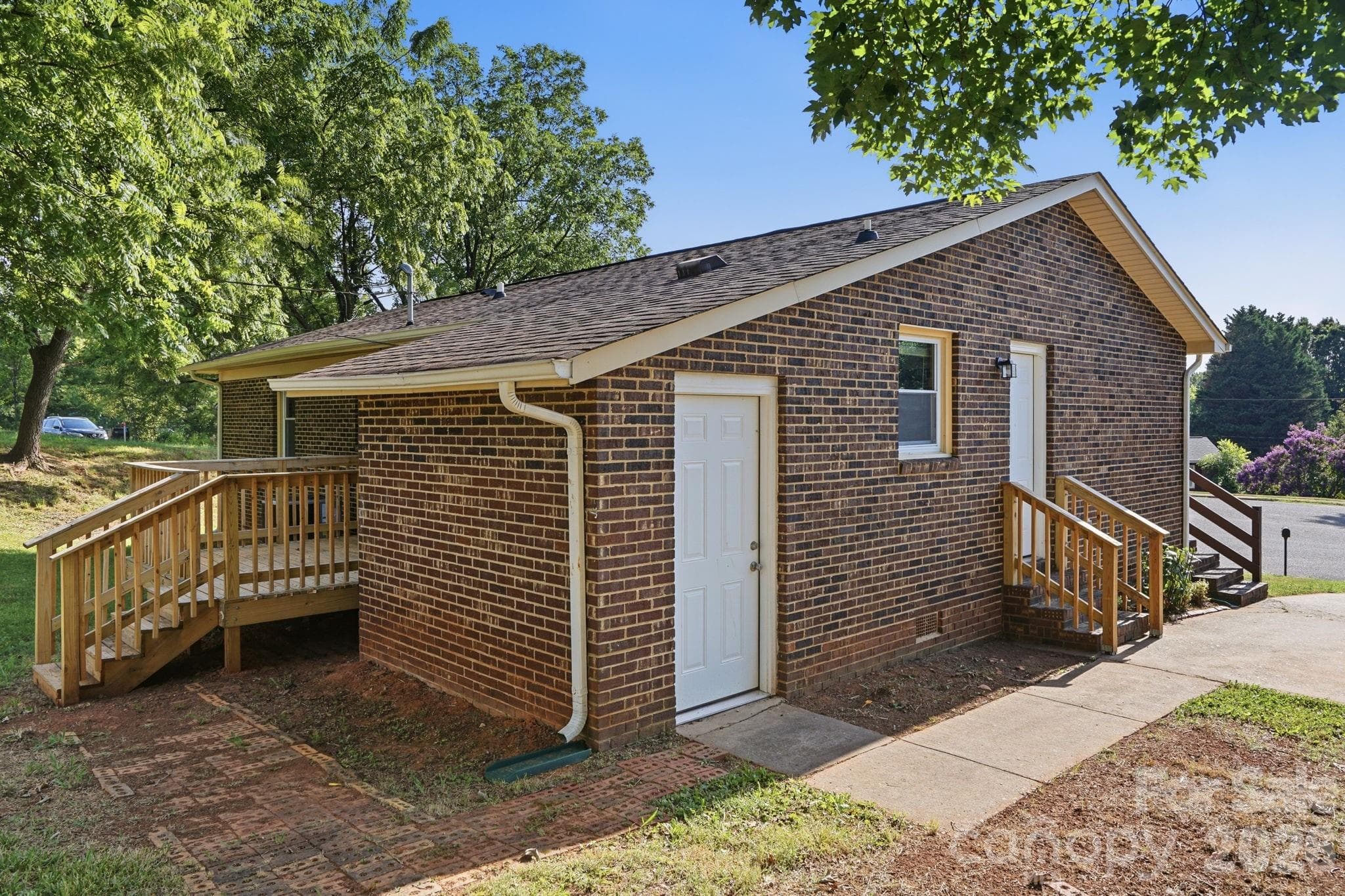 Single Family Residence at 202 Cooke Circle, Kings Mountain, photo 30 of 33