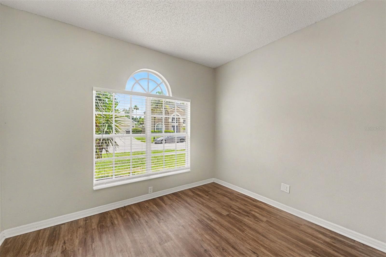 Single Family Residence at 4906 PENNECOTT WAY, WESLEY CHAPEL, photo 9 of 19