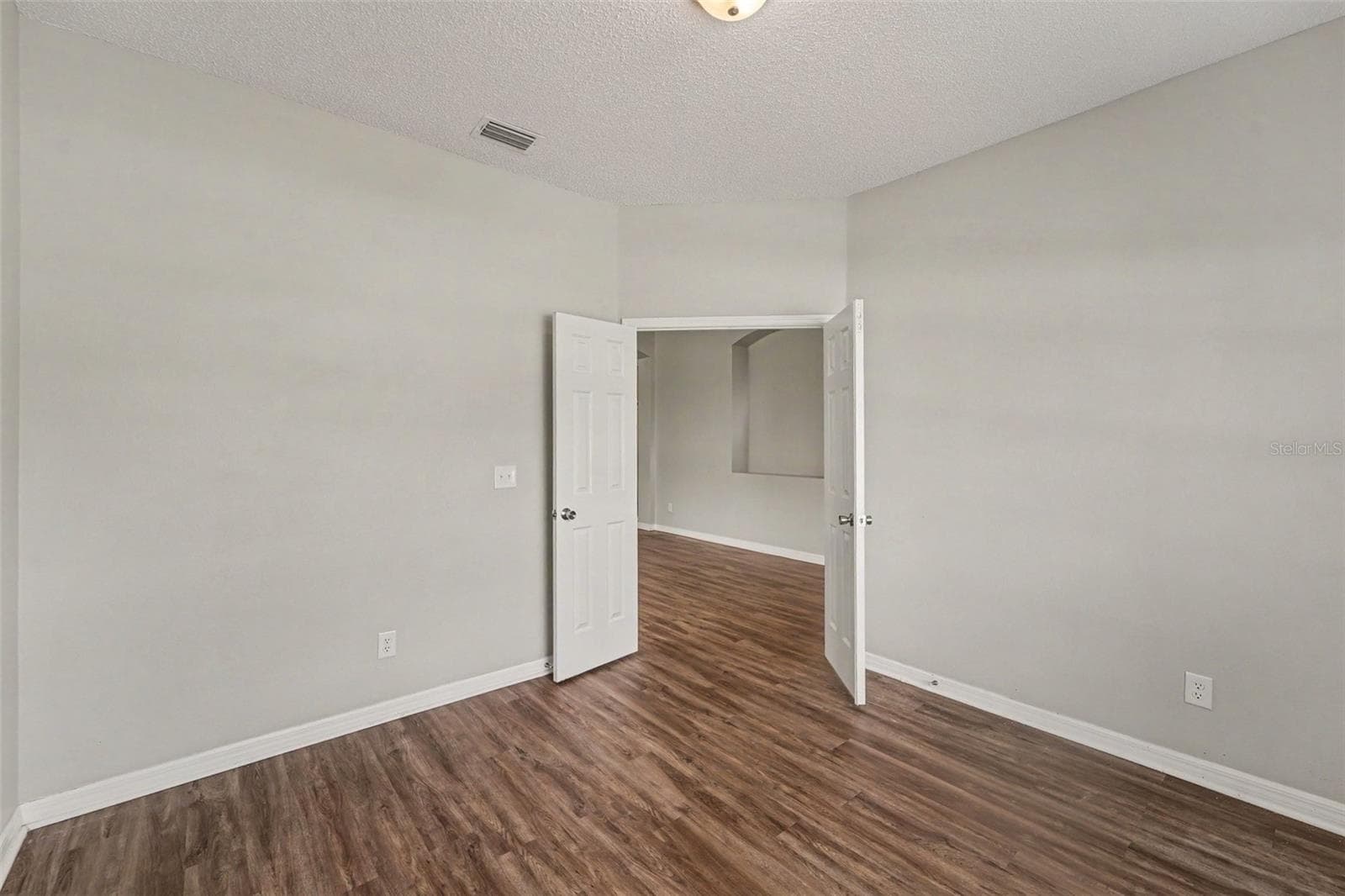 Single Family Residence at 4906 PENNECOTT WAY, WESLEY CHAPEL, photo 10 of 19