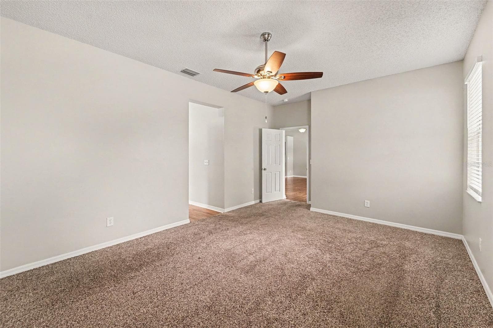 Single Family Residence at 4906 PENNECOTT WAY, WESLEY CHAPEL, photo 12 of 19