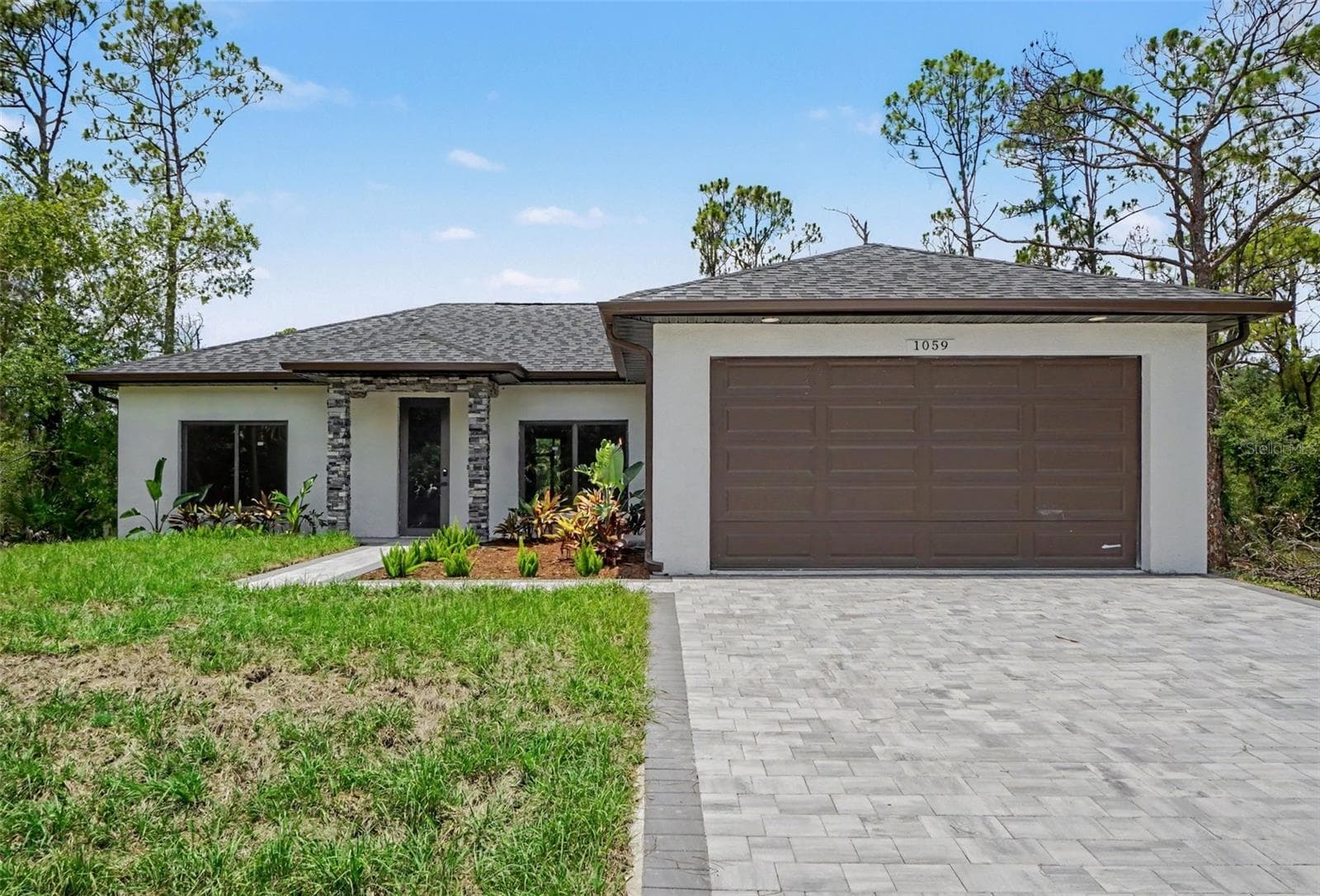 Single Family Residence at 1059 MADEIRA ST, PORT CHARLOTTE, photo 3 of 37