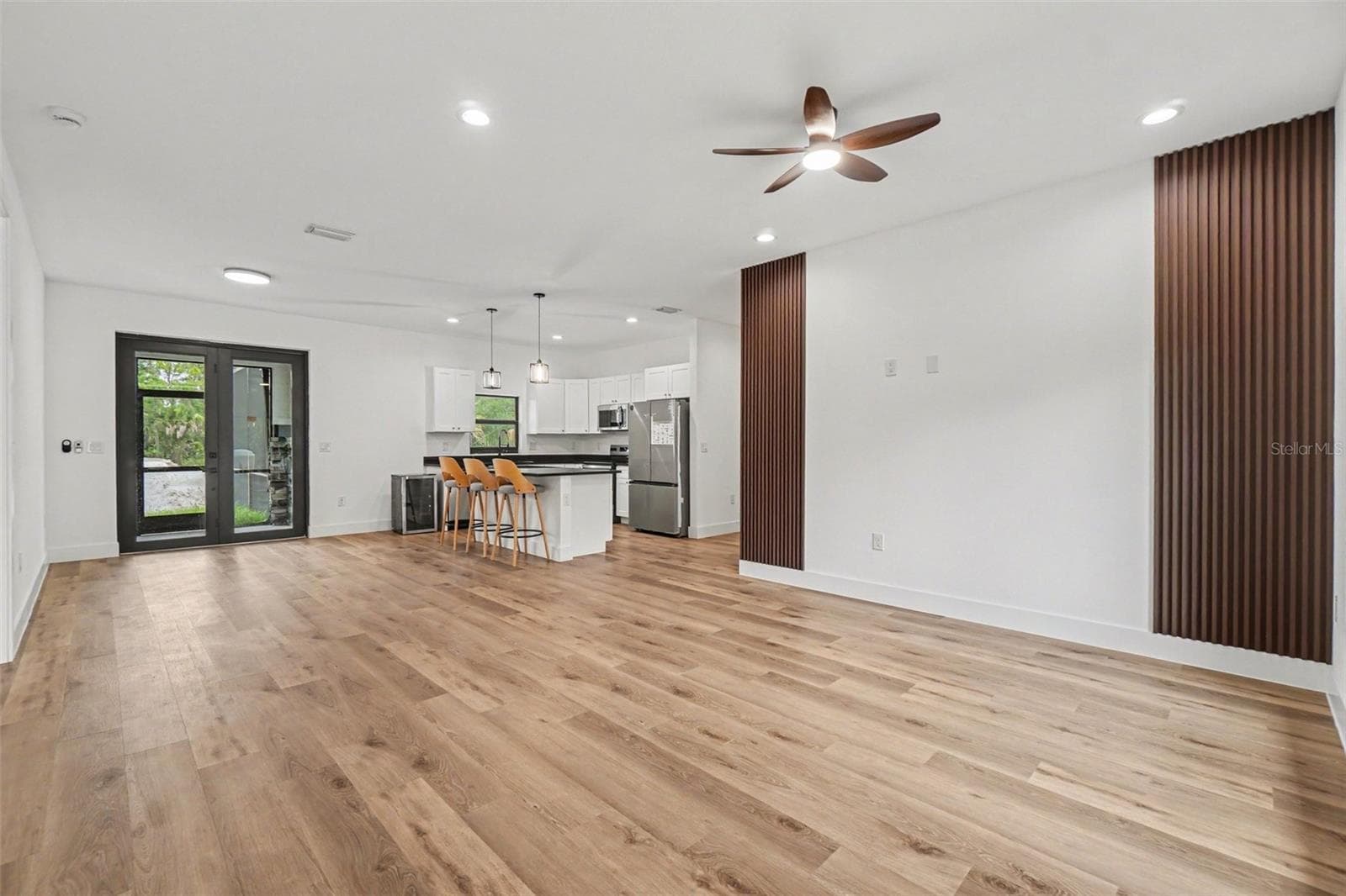 Single Family Residence at 1059 MADEIRA ST, PORT CHARLOTTE, photo 10 of 37