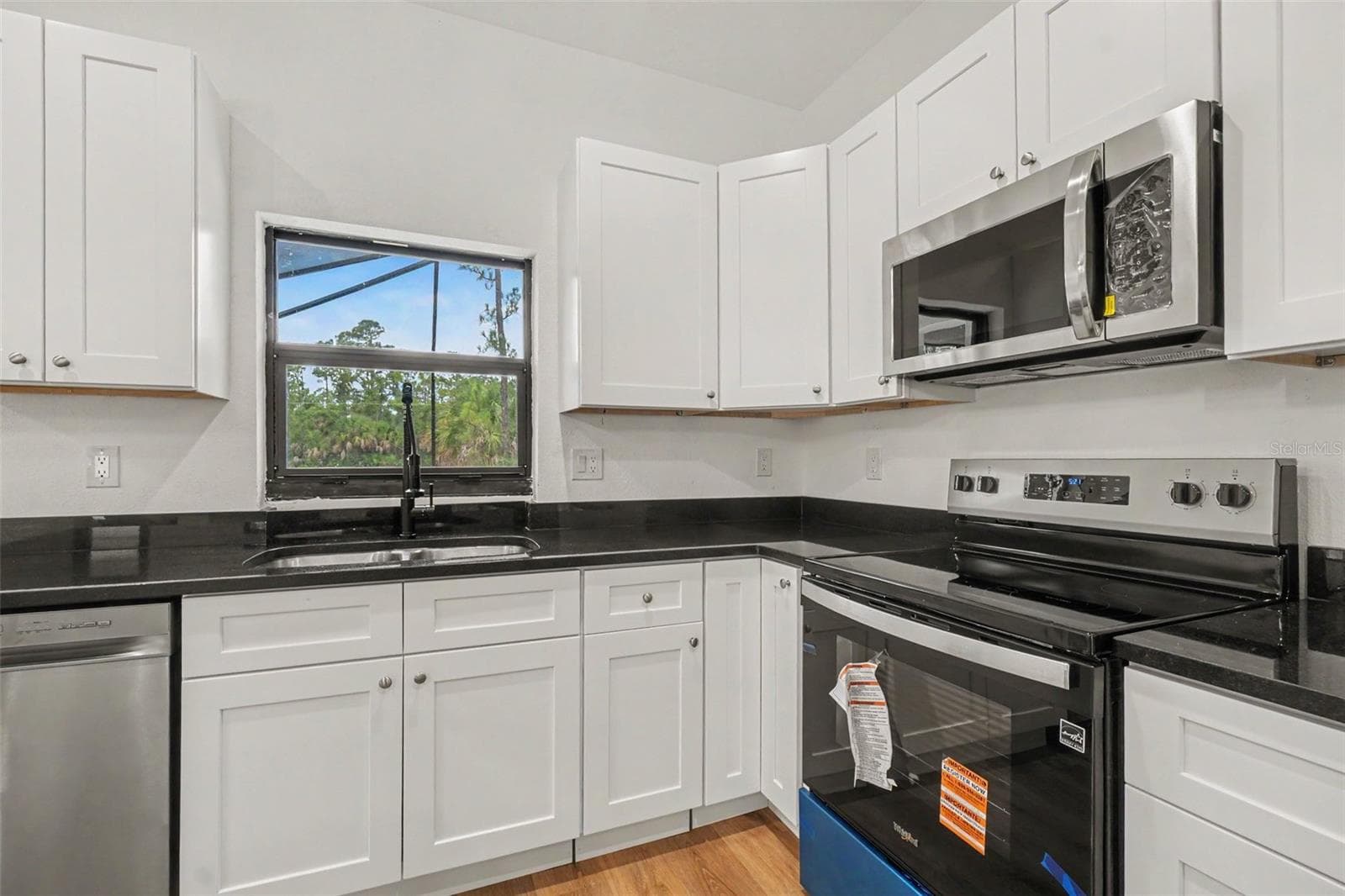 Single Family Residence at 1059 MADEIRA ST, PORT CHARLOTTE, photo 16 of 37