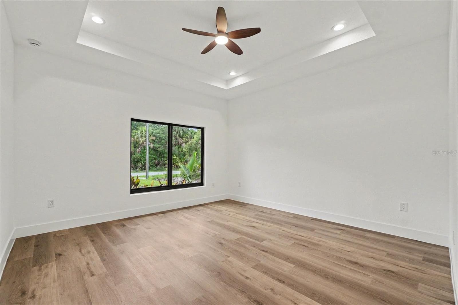 Single Family Residence at 1059 MADEIRA ST, PORT CHARLOTTE, photo 18 of 37