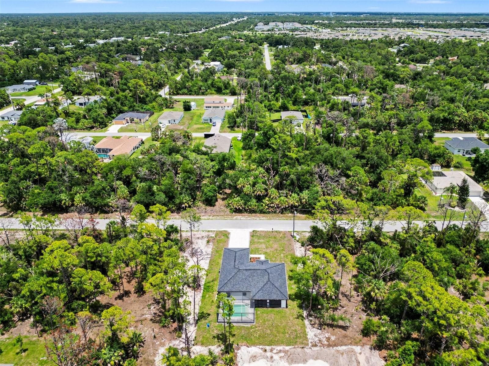 Single Family Residence at 1059 MADEIRA ST, PORT CHARLOTTE, photo 34 of 37