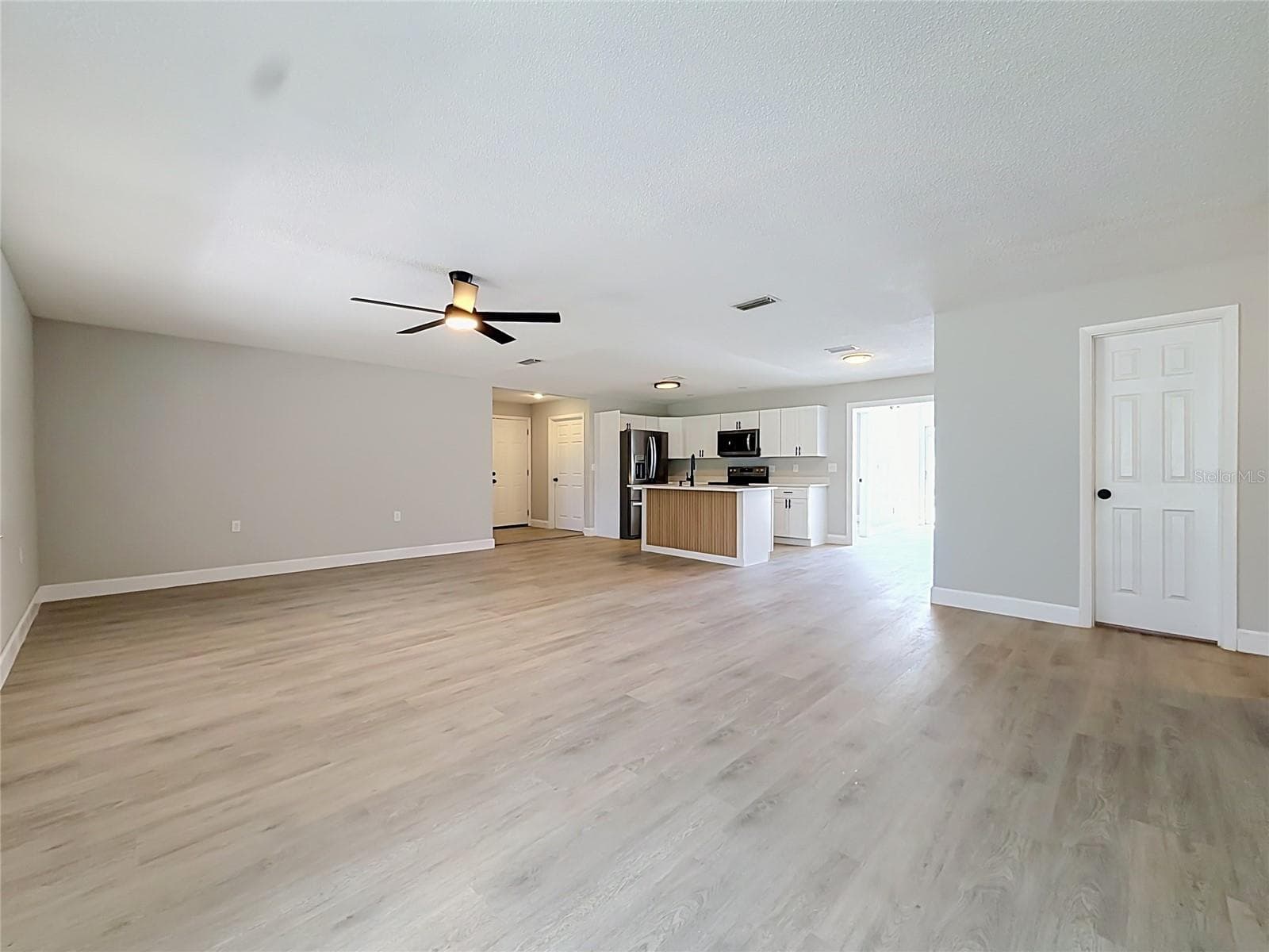Single Family Residence at 501 ROSE AVE, FRUITLAND PARK, photo 4 of 26