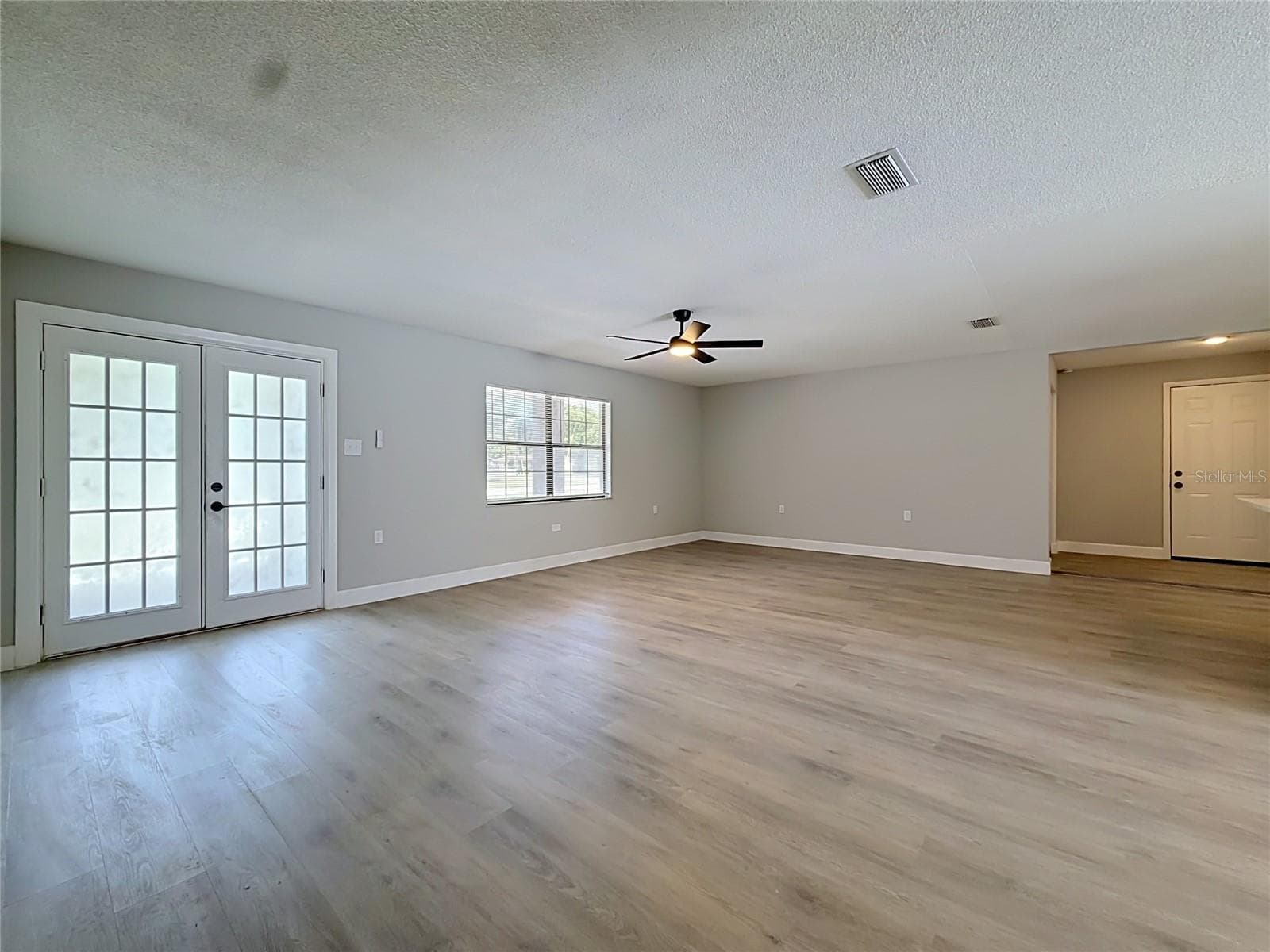 Single Family Residence at 501 ROSE AVE, FRUITLAND PARK, photo 7 of 26