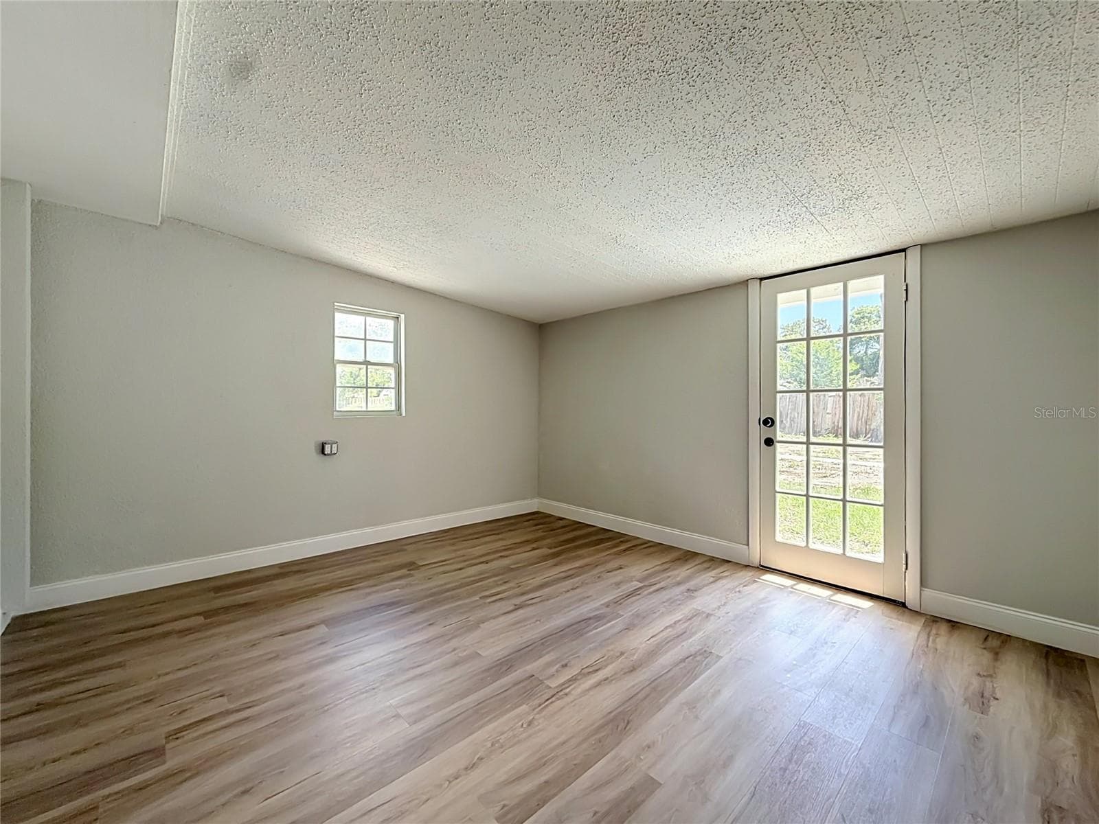 Single Family Residence at 501 ROSE AVE, FRUITLAND PARK, photo 14 of 26