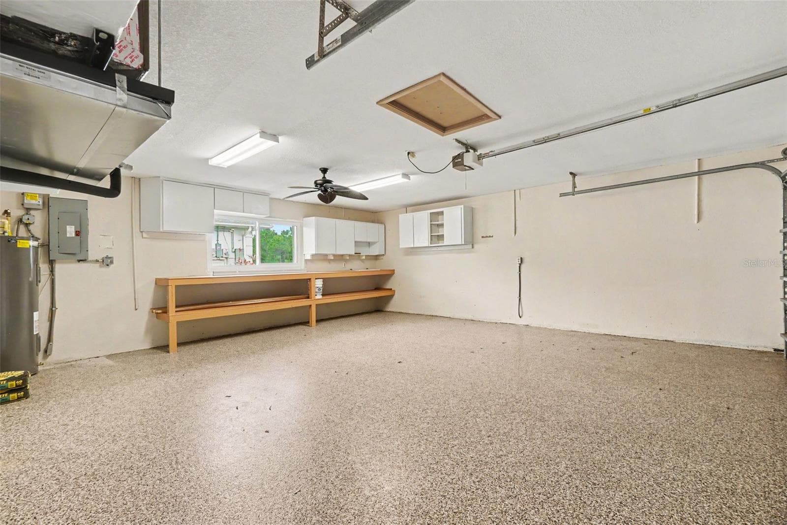 Single Family Residence at 12001 SW KINGSWAY CIR, LAKE SUZY, photo 23 of 29