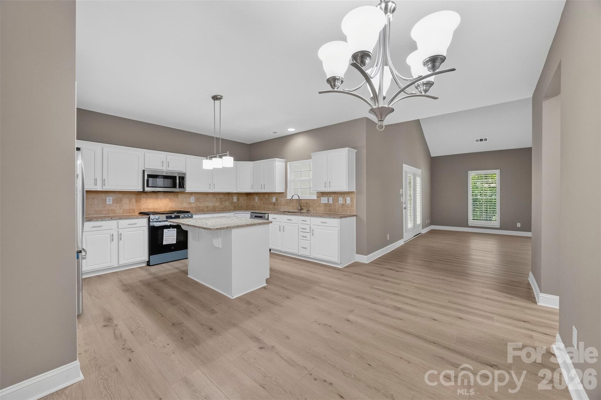 Townhouse at Huntersville, photo 8 of 39