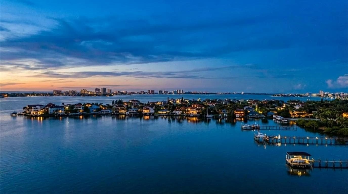 Water views - 100 BLUFF VIEW DR #211C, BELLEAIR BLUFFS