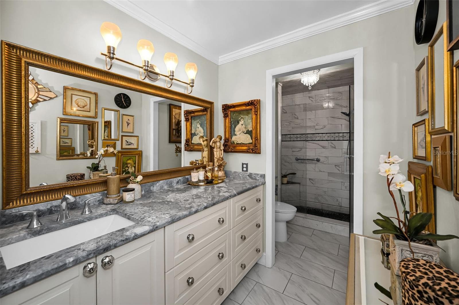 Primary vanity - 100 BLUFF VIEW DR #211C, BELLEAIR BLUFFS