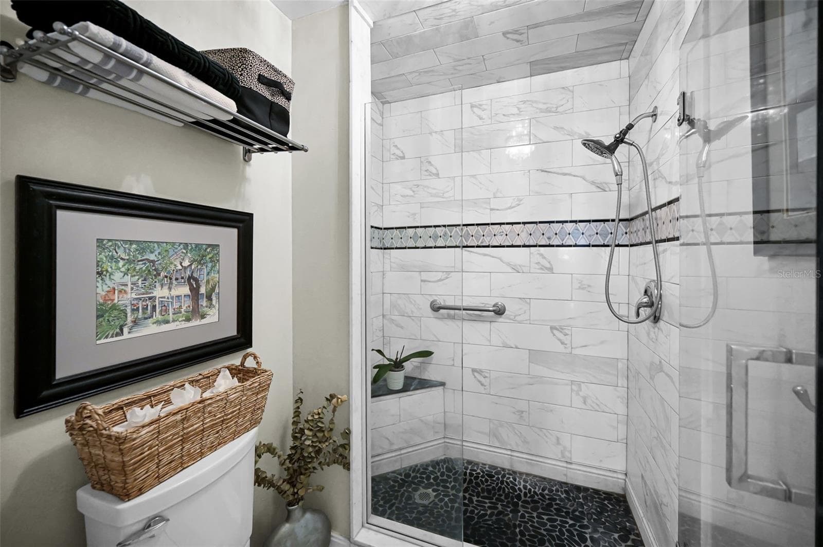 Updated shower - 100 BLUFF VIEW DR #211C, BELLEAIR BLUFFS