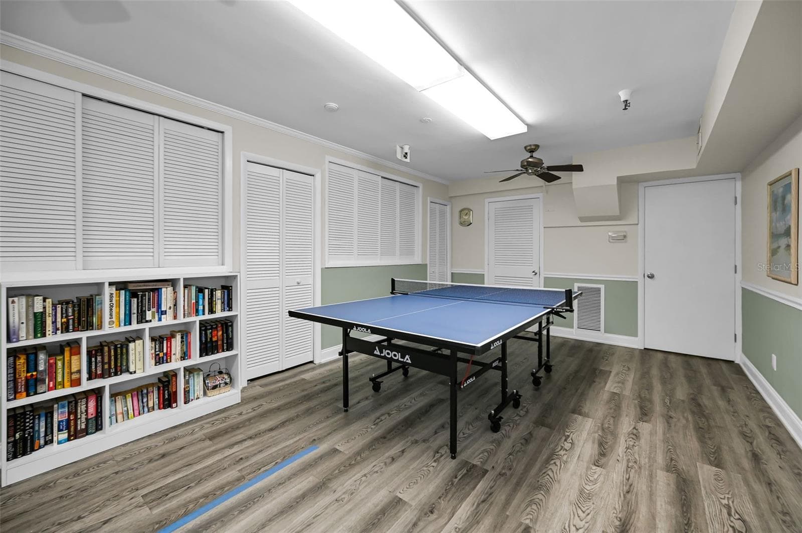 Community activity room - 100 BLUFF VIEW DR #211C, BELLEAIR BLUFFS