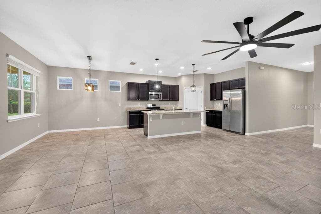 Single Family Residence at 736 E VICTORIA TRAILS BLVD, DELAND, photo 7 of 67