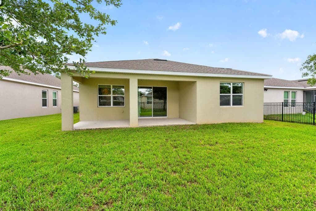 Single Family Residence at 736 E VICTORIA TRAILS BLVD, DELAND, photo 53 of 67