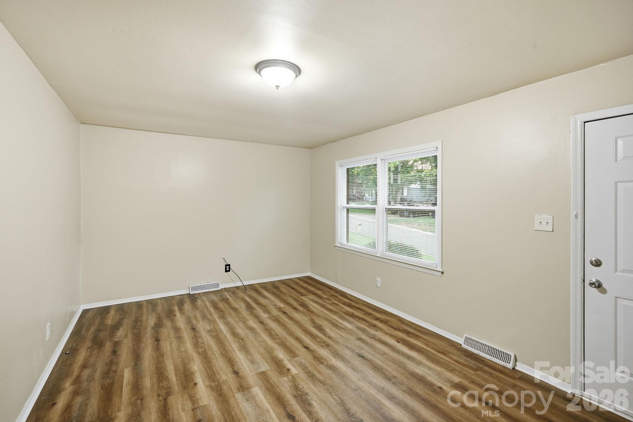 Single Family Residence at Charlotte, photo 7 of 22