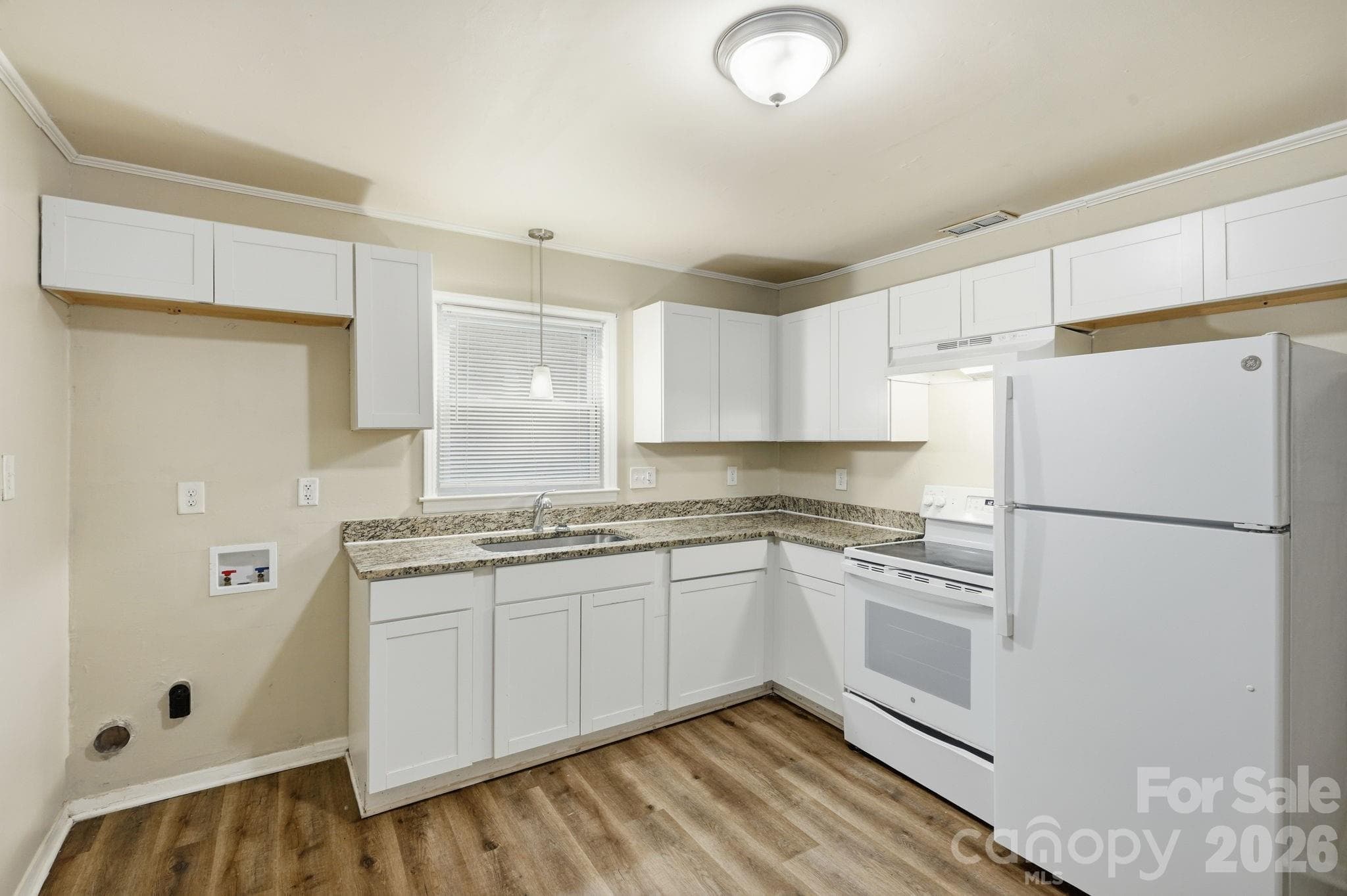 Single Family Residence at Charlotte, photo 11 of 22