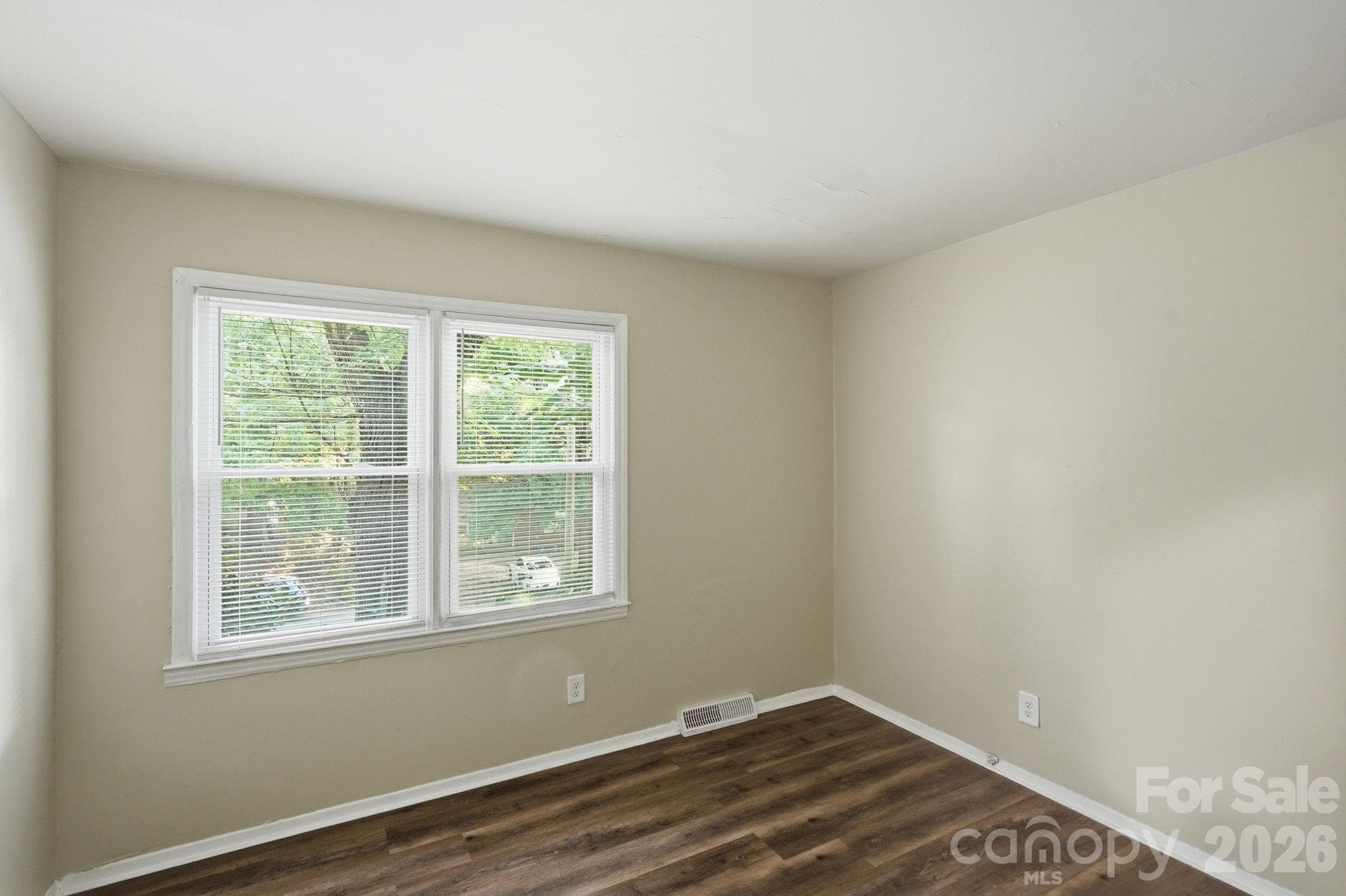Single Family Residence at Charlotte, photo 13 of 22