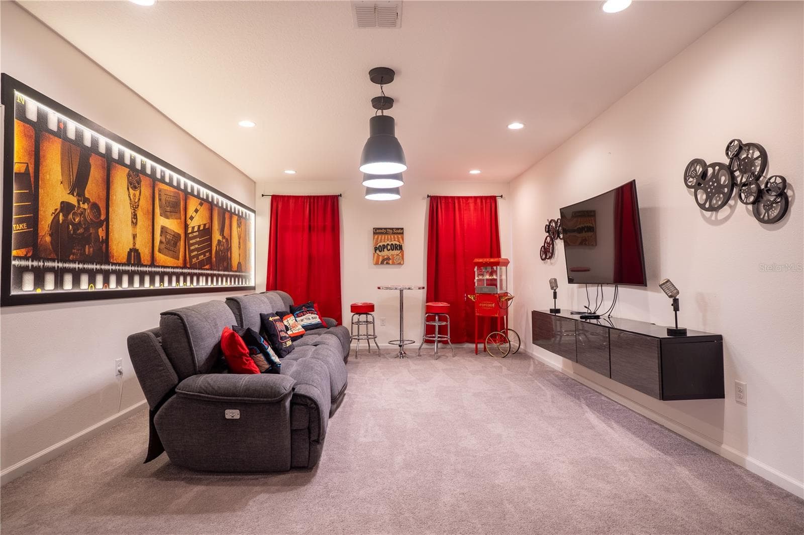 Loft upstairs - Moving theater - 2610 TRANQUILITY WAY, KISSIMMEE