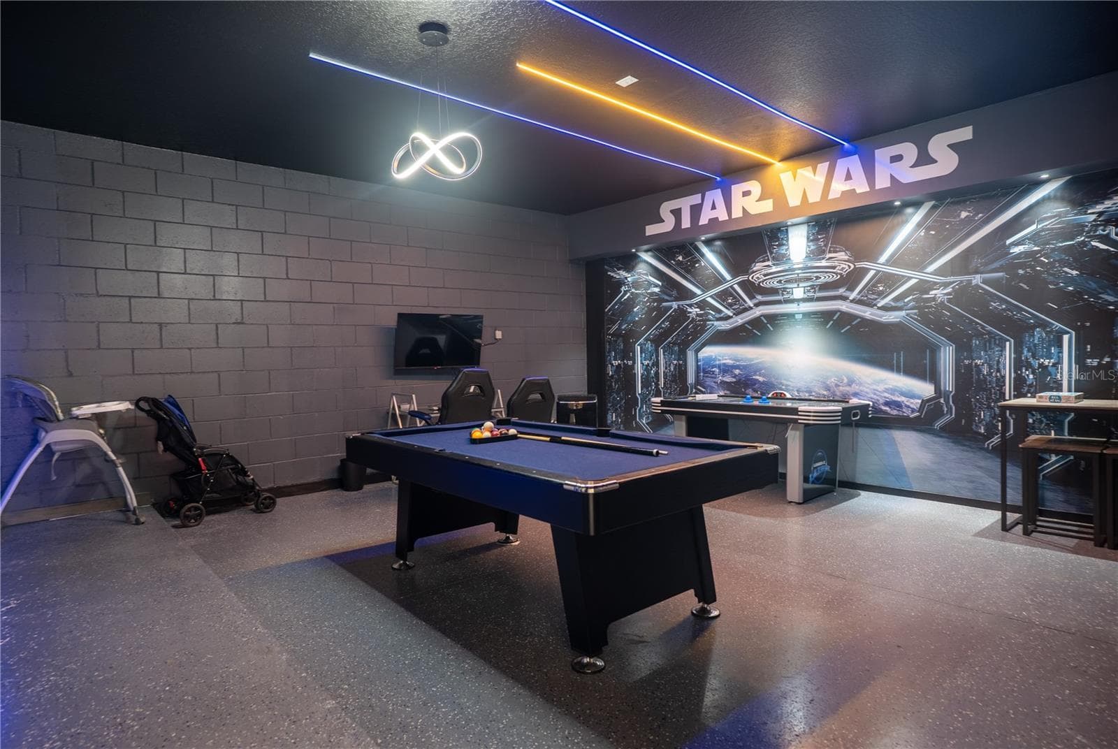 Game room - garage - 2610 TRANQUILITY WAY, KISSIMMEE