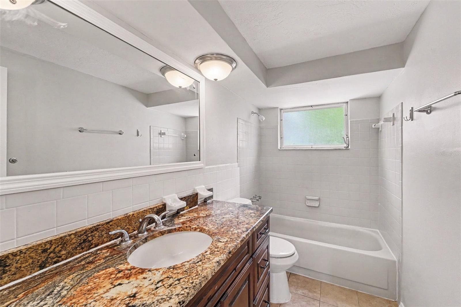 Single Family Residence at 7520 CAMELOT RD, PORT RICHEY, photo 12 of 15