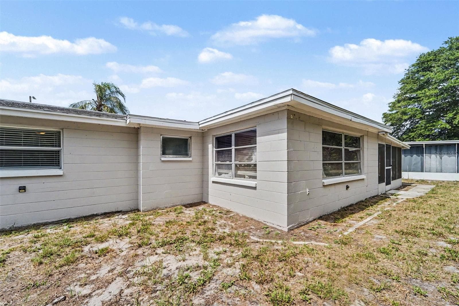Single Family Residence at 7520 CAMELOT RD, PORT RICHEY, photo 13 of 15