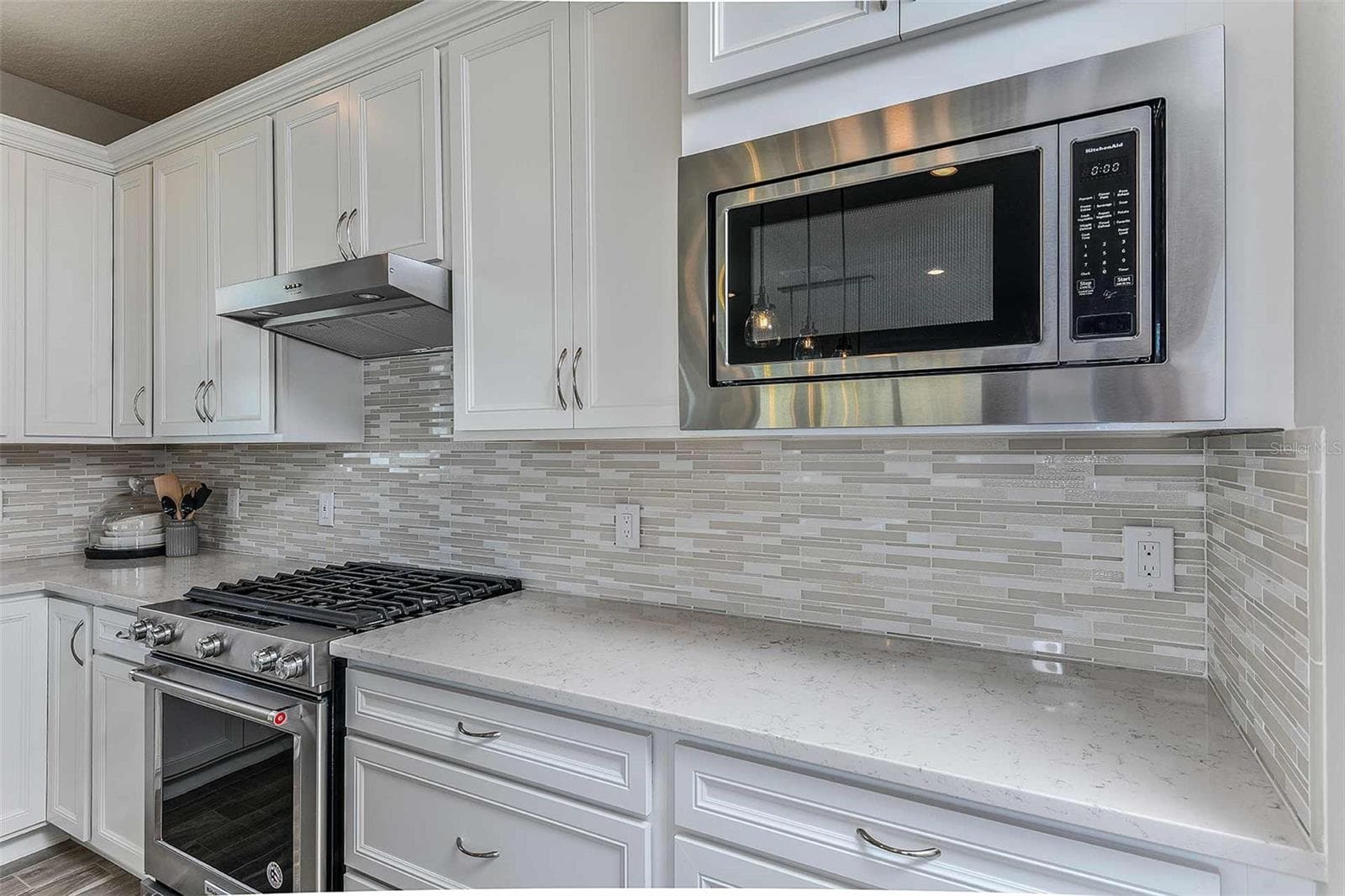 Model Home Design Only. Pictures and furnishings are for illustrative purposes only. Elevations, colors and options may vary. Furniture is for model home staging only. - 5038 DANCY LANE, ST CLOUD