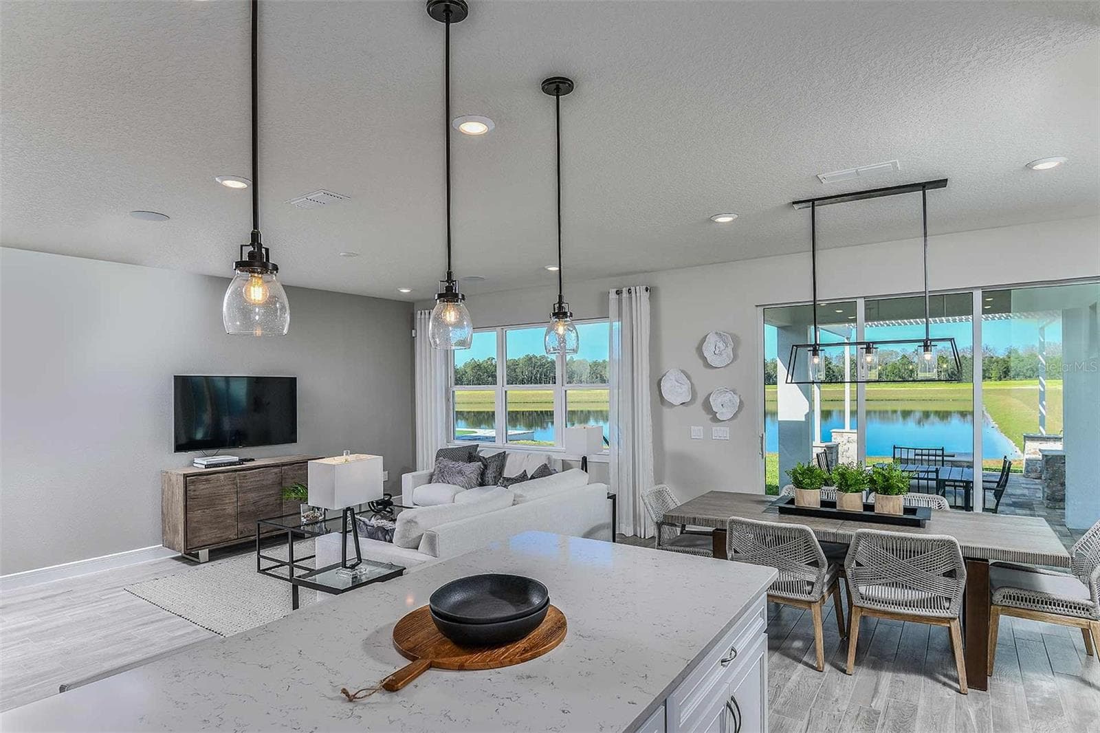 Model Home Design Only. Pictures and furnishings are for illustrative purposes only. Elevations, colors and options may vary. Furniture is for model home staging only. - 5038 DANCY LANE, ST CLOUD