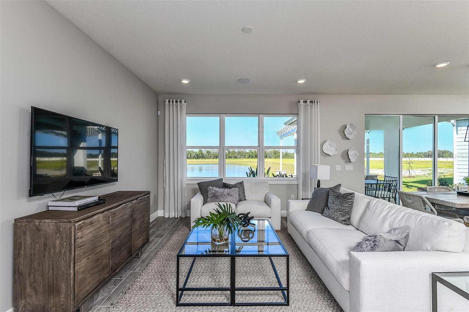 Model Home Design Only. Pictures and furnishings are for illustrative purposes only. Elevations, colors and options may vary. Furniture is for model home staging only. - 5038 DANCY LANE, ST CLOUD